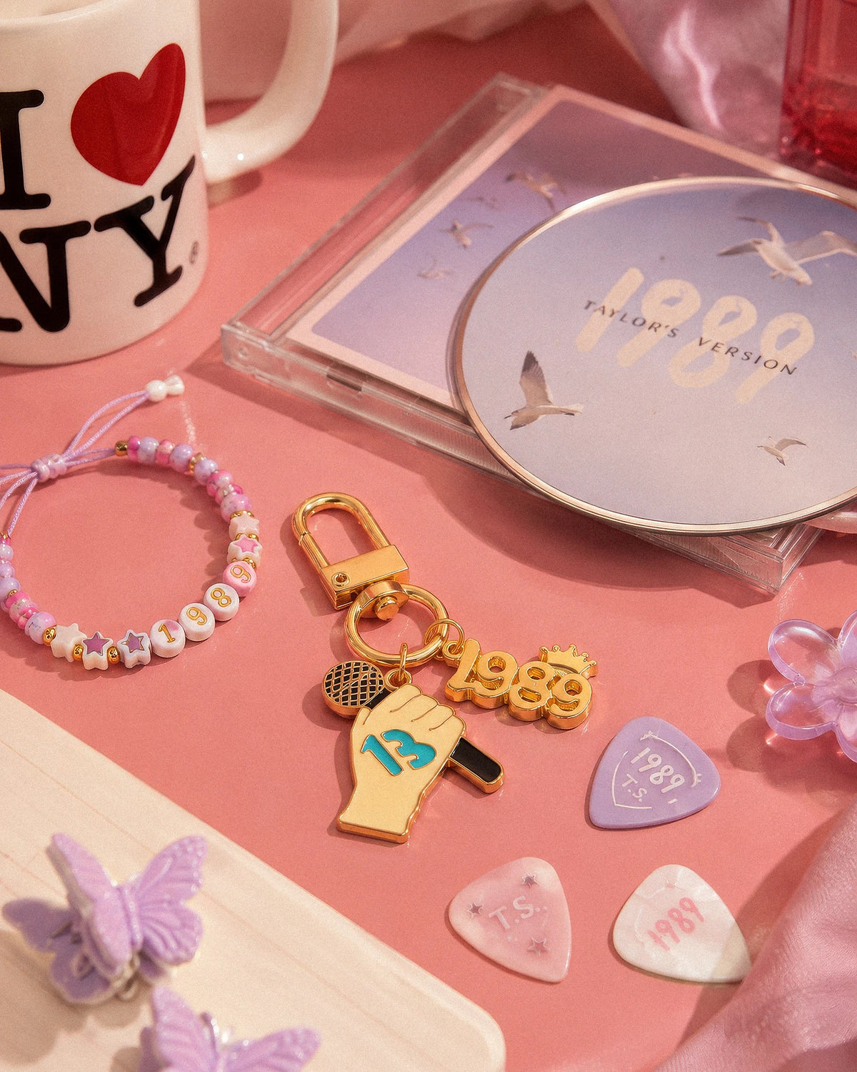 1989 charm keychain lobster clasp close-up